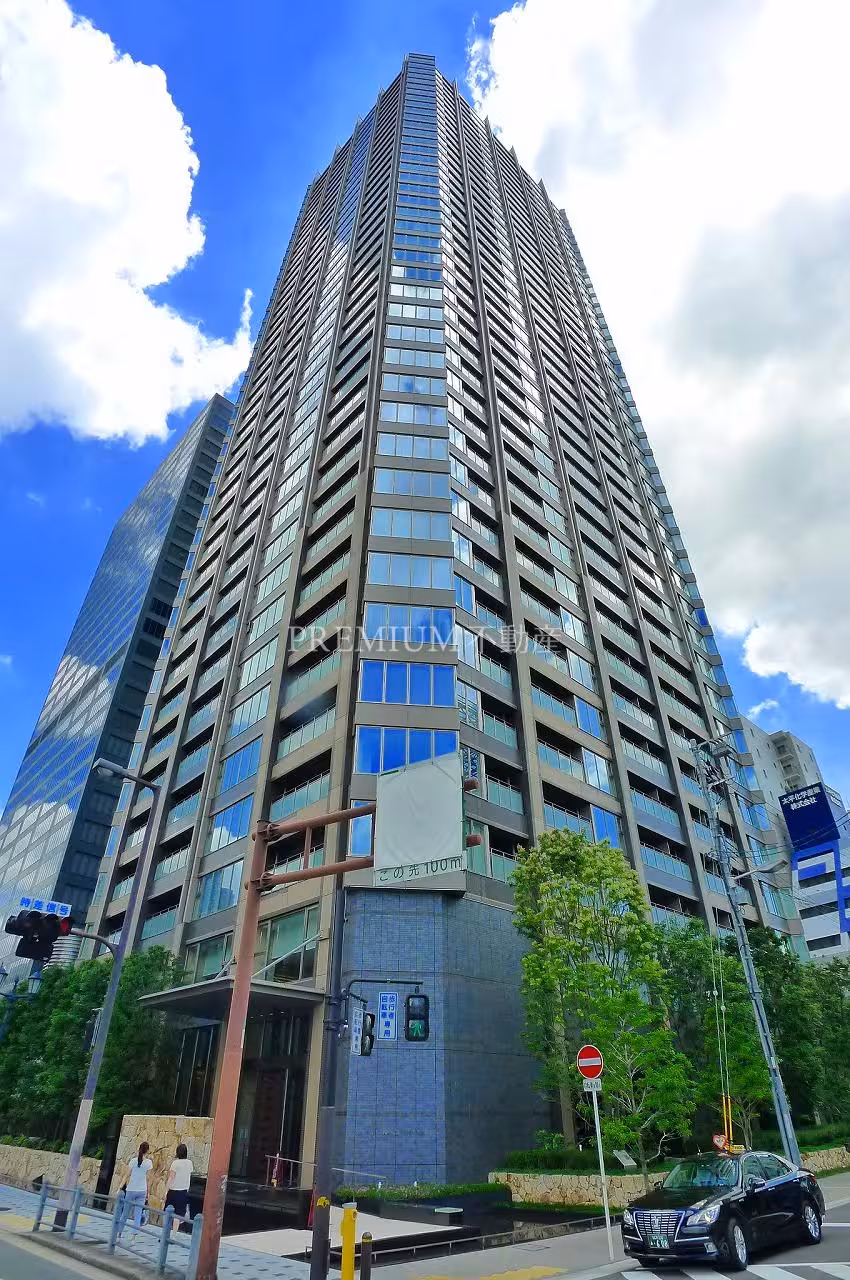 PARK TOWER KITAHAMA