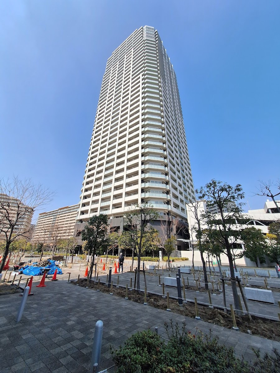 ST. PLACE CITY, ST. PLACE TOWER