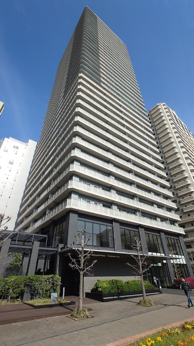 RENAISSA NAMBA TOWER