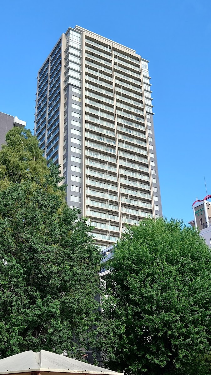 RESIDENCE UMEDA LAUREL TOWER