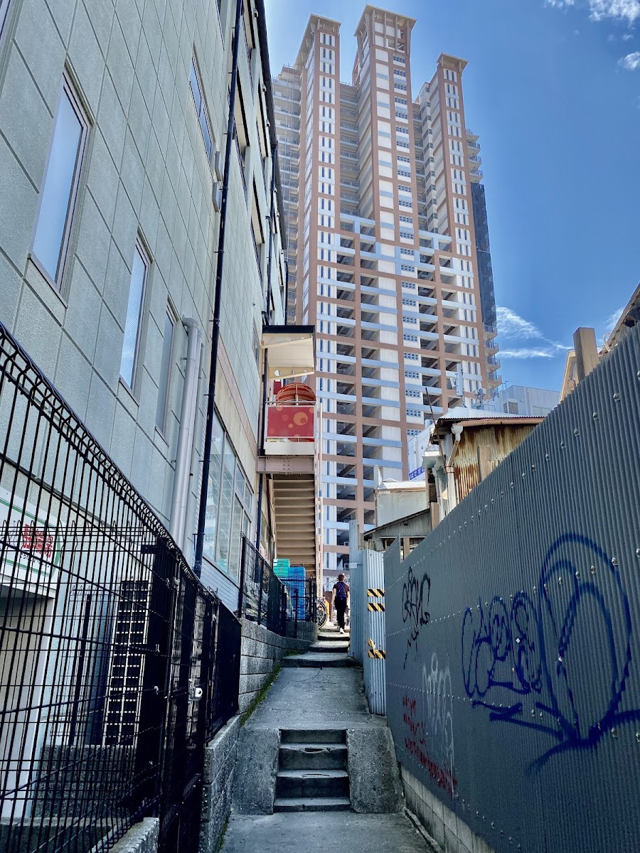 ROYAL ARK GRANDE AIR TOWER Photo