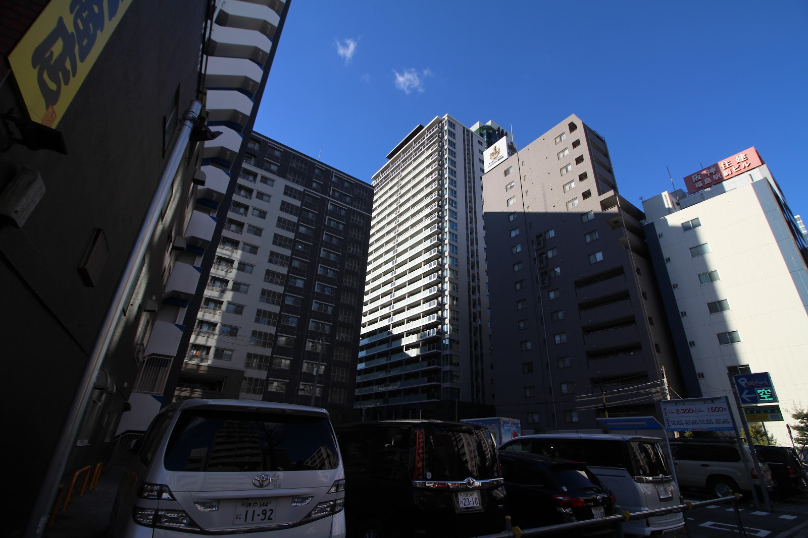 LAUREL TOWER 梅田WEST