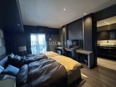 LAUREL TOWER SHINSAIBASHI Photo