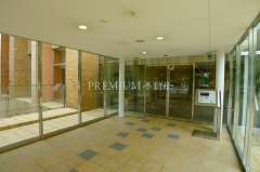 ローレルタワー難波 写真