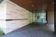 LAUREL TOWER MIDOSUJI HOMMACHI Photo