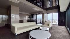 THE CROSS CITY TOWER 写真