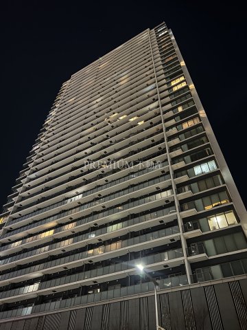 THE PARK HOUSE OSAKA UMEDA TOWER Photo