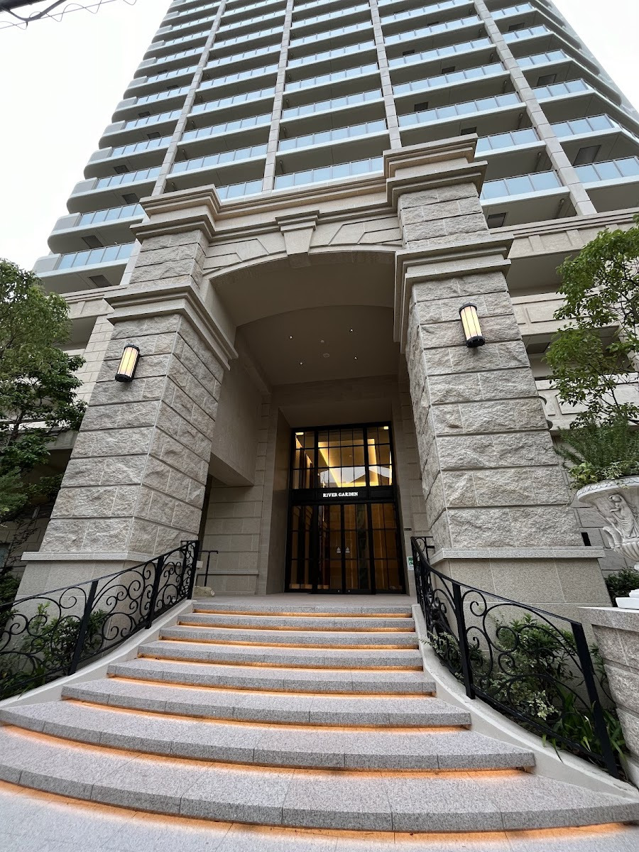 RIVER GARDEN JOTO KOICHI