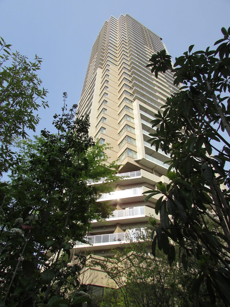GRAND MAISON UEMACHIDAI RESIDENCE TOWER