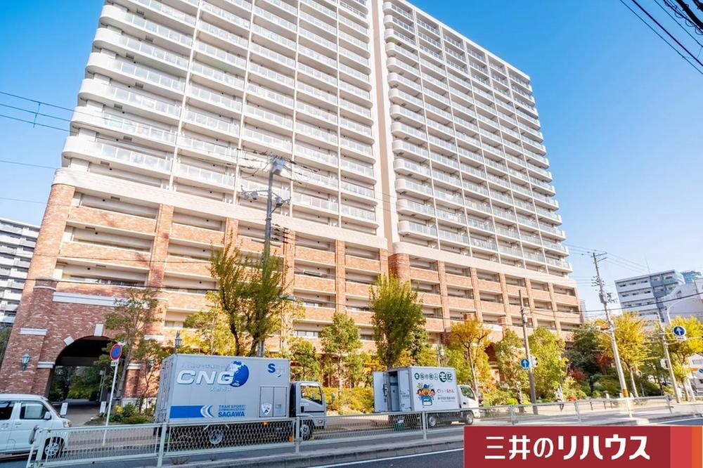 リバーガーデン福島 木漏れ日の丘 F棟